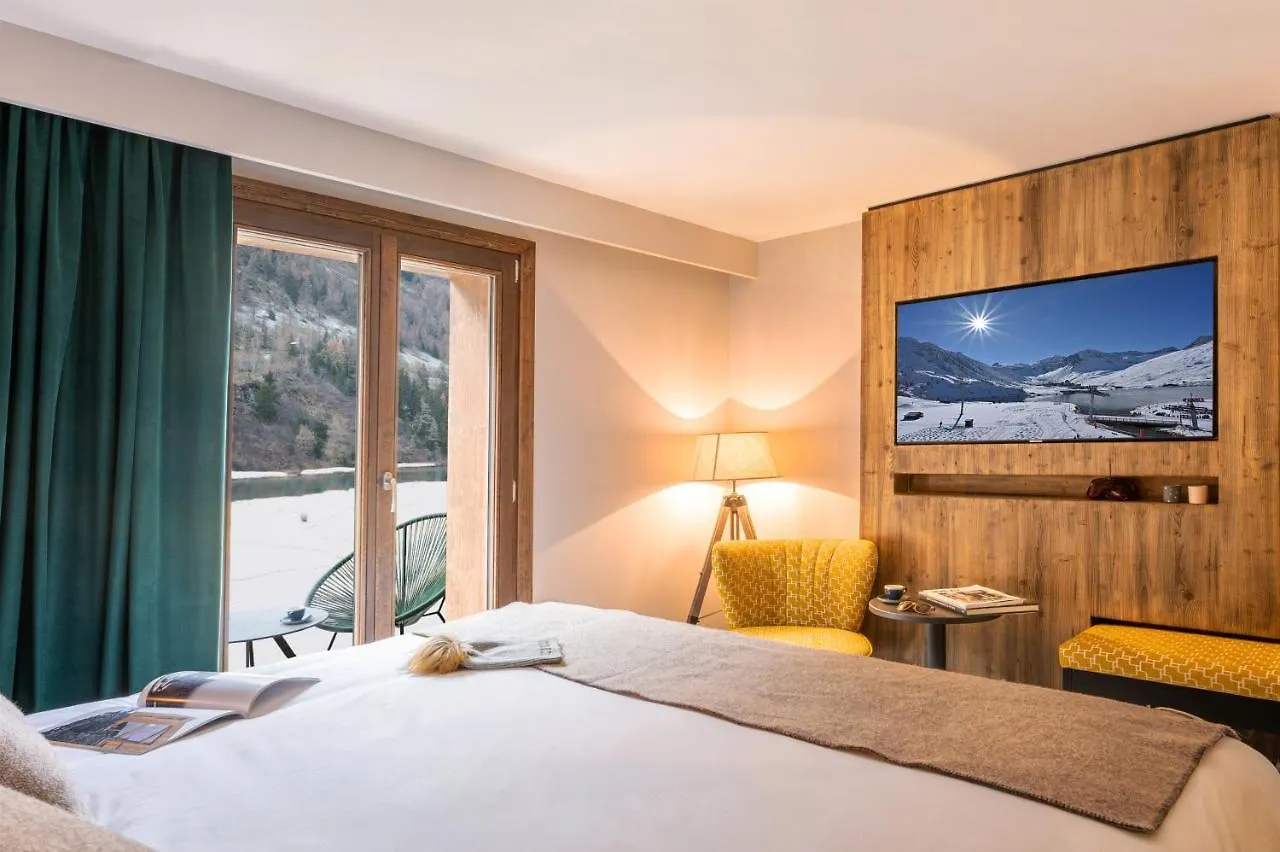 ****  Hotel Tetras Lodge Les Brevieres France
